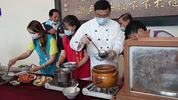 鹿港立夏吃麵習俗 許志宏承襲傳統重現夏麵2.jpg