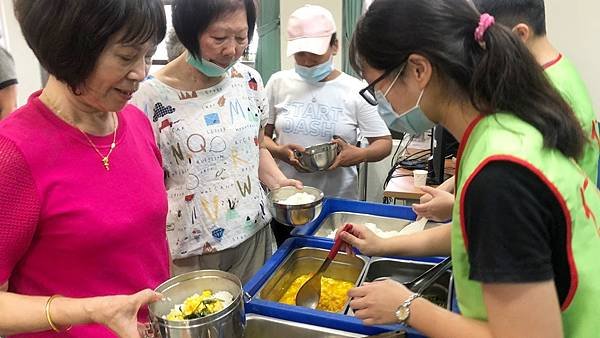 仁和醫院C級巷弄長照站 老人健康促進4.jpg