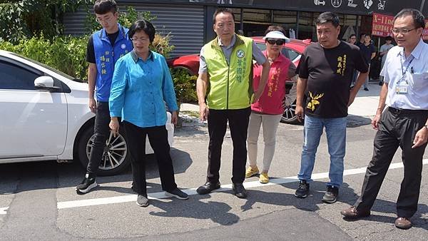 鹿港鎮鹿草路路面不佳 納年度道路養護改善1.jpg