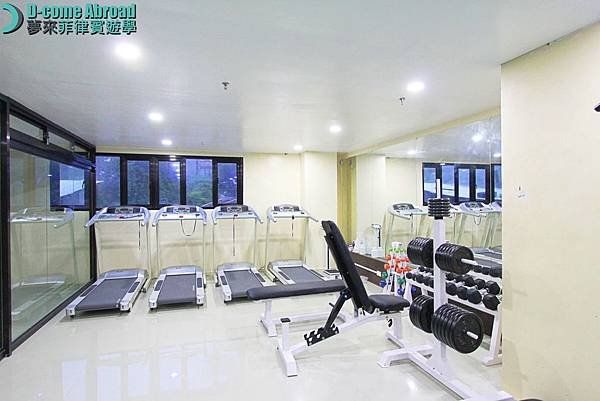PINES MAIN健身房2.jpg
