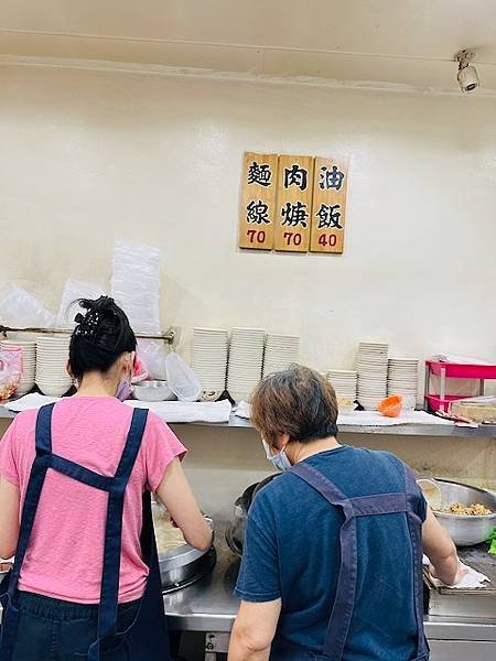 饒河夜市最後被摘的米其林阿國滷味~~下港名彭臭豆腐，東發號百