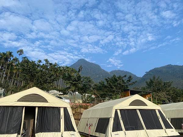 ❙ 潘家去旅遊❙ 嘉義▸阿里山草堂露營｜潘家第一次親子露營 