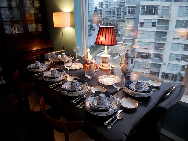 dining table1.jpg