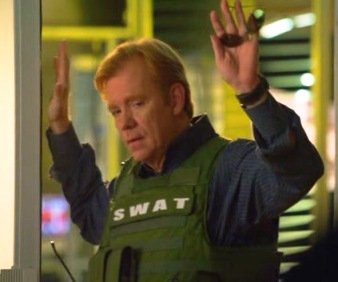 CSI.Miami.S08E02.HDTV.XviD-LOL[(026160)01-51-14].JPG