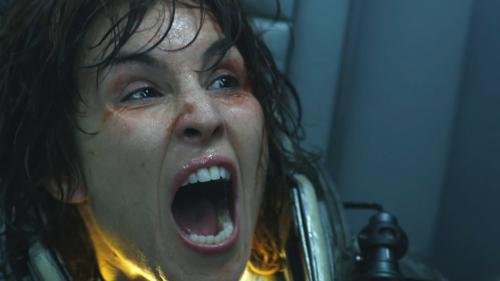 noomi-rapace-as-elizabeth-shaw-in-prometheus