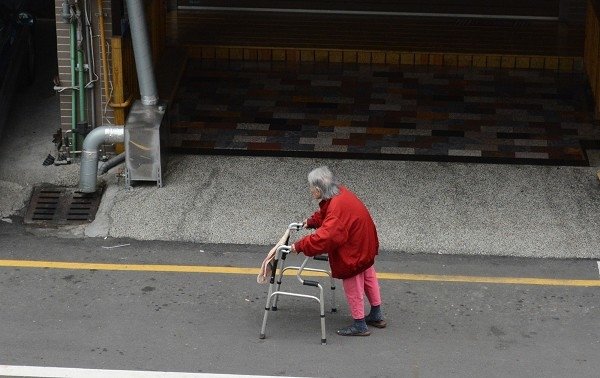 DSC_7687aa600.jpg