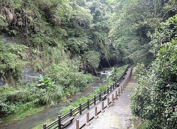 獅頭山古道~