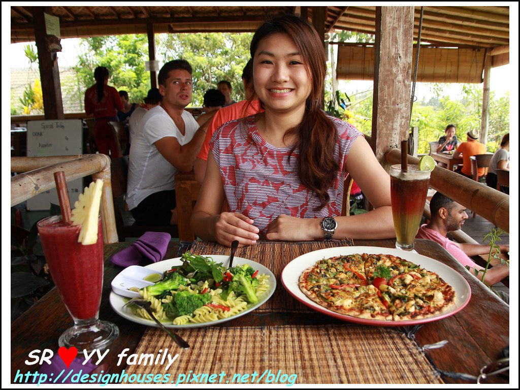 [峇里島必買必吃][餐廳推薦]必吃必買美食-巴里島烏布區 Bali-Ubud_Sari Organik 景觀無敵的稻田有機餐廳旅行社  [峇里島必買必吃][餐廳推薦]Tripadvisor 名店 Melting wok warung 烏布區自由行旅行社 婚禮 島嶼 旅遊 [峇里島 必買必吃美食] Naughty Nuri&apos;s Warung Ubud-必吃必買美食- 烏布區好吃島嶼 旅遊的烤豬肋排旅行社 婚禮 必去 Bebek bengil 髒鴨餐[峇里島必買必吃]天氣遊記旅行社 美食 SPA ubud Bali-Ubud_Sari Organik 景觀無敵的稻田有機餐廳18.jpg