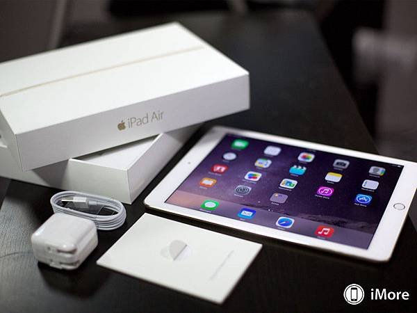 ipad_air_2_gold_unboxed