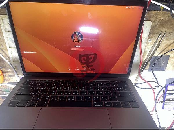 Macbook Pro A1708 無法開機維修