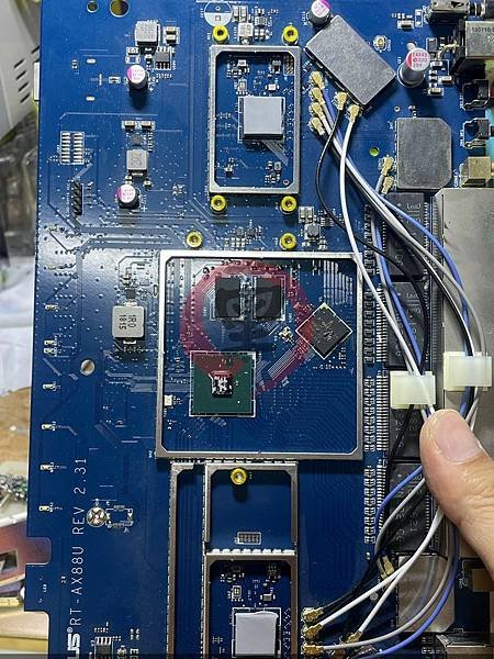 ASUS AX88U 雷擊不開機