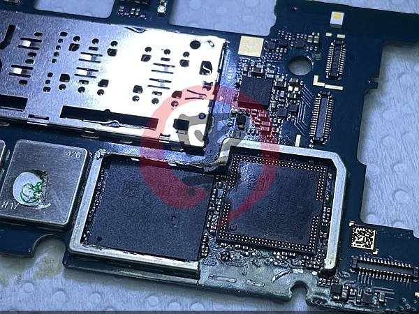 Samsung Galaxy A7 (2018)不開機救資料