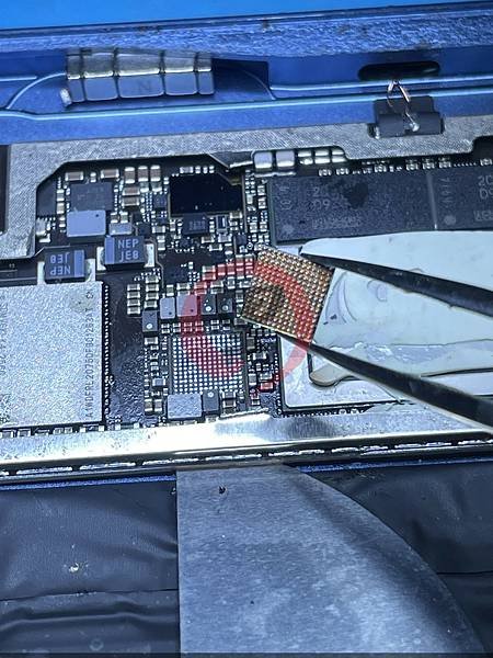 iPad Air5 不開機維修