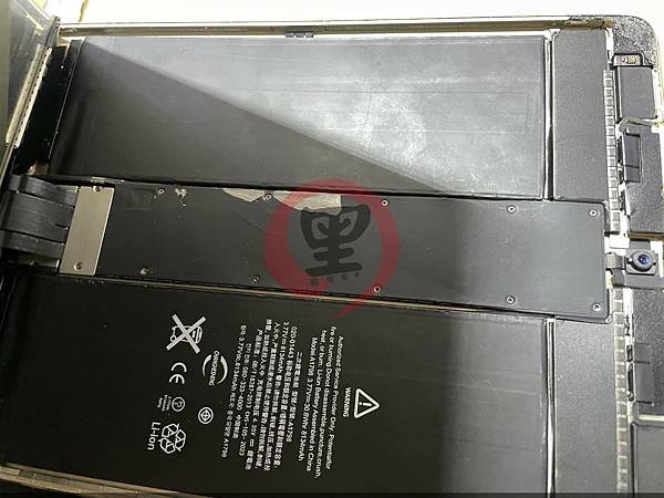 iPad Pro 10.5 三十年老師傅二修無法開機
