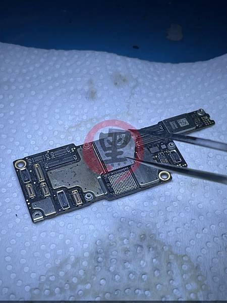 iPhone 14ProMAX 三修機重啟無WIFI