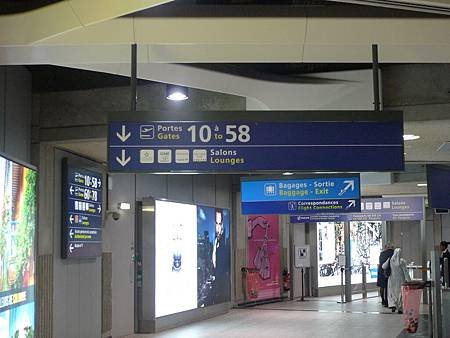 0930 BR gate 46.jpg