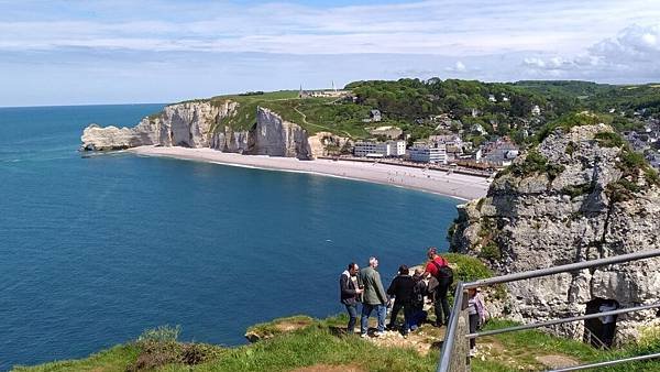 etretat view from mountain-3.jpg