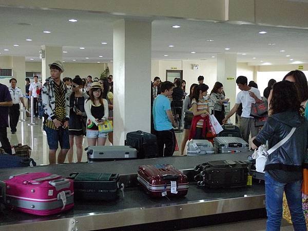 day 1 arrival hall all in one.jpg