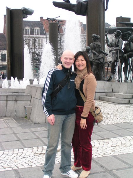 Willa and Kris at Bruges.jpg