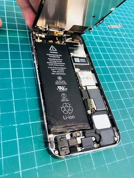 IPHONE 5S不開機.jpg