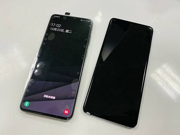 小米Pocophone F1電池更換.jpg