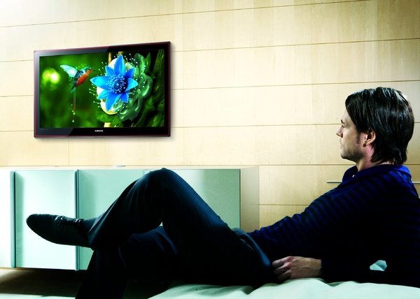 Samsung LEDTV 擁有Interenet@TV功能的網路電視，內建Widget可連結多項資訊服務，可輕鬆在家享受數位多媒體樂趣.jpg