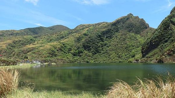 龜山島之旅, 龜尾湖