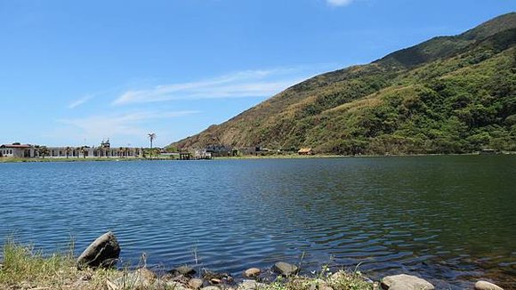 龜山島之旅, 龜尾湖