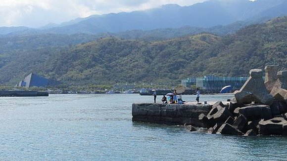 龜山島之旅, 龜山島外海