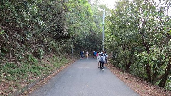 龜山島之旅, 龍潭湖