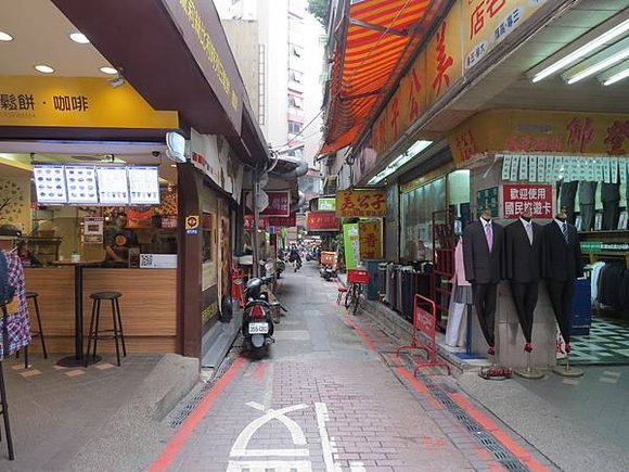 金軒排骨 西門總店, 捷運西門站, 台北市萬華區