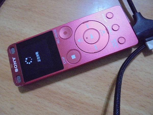 【傳輸正確】SONY索尼ICD-UX560F～4GB錄音筆使