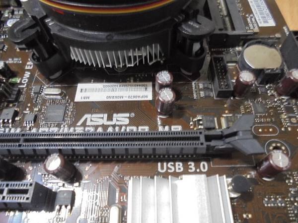 【送來更換】ASUS華碩H61M-AG2/M32AA1/DP