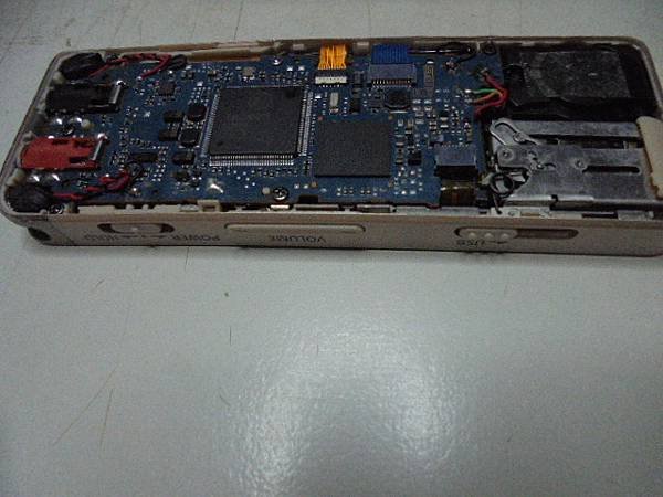 【拆板清潔】SONY索尼ICD-UX560F～4GB錄音筆先