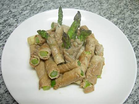 蘆筍豬肉捲.JPG