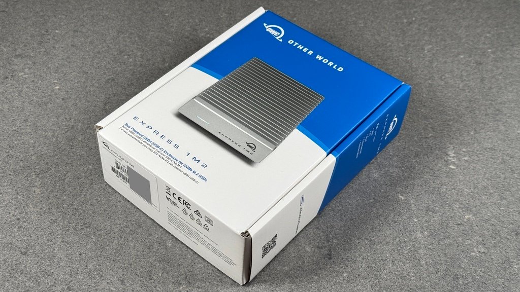 [開箱測試] 無風扇且不掉速的 M.2 SSD USB4 外