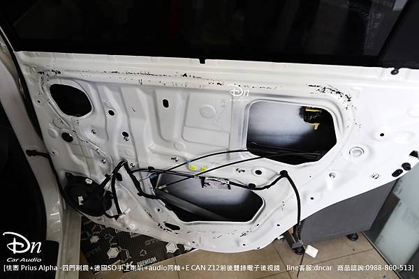 桃園 Toyota Prius Alpha 四門制震SO手工喇叭  audio同軸Z12行車記錄器 (6).JPG