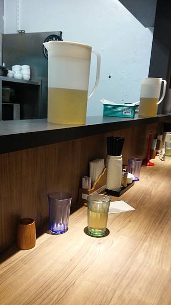 20160221麵屋輝吧檯座位3