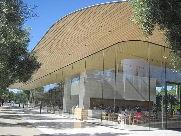Apple park-02