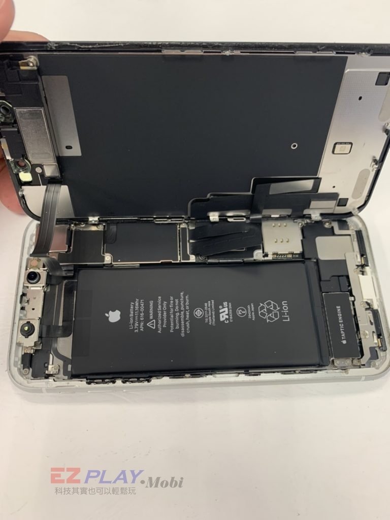 IPHONE-XR手機維修_電池更換_面板更換02-1-768x1024.jpg