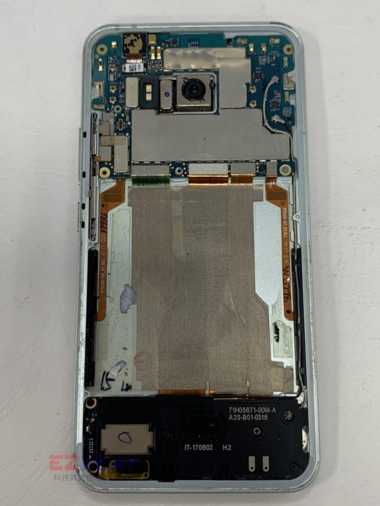 HTC-U11-手機維修_電池更換_尾插模組更換03-768x1024 (1).jpg