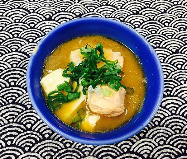 鮭魚豆腐味噌湯106.5.1