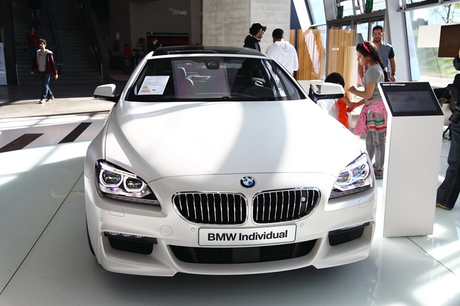 IMG_3018-BMW展示館.jpg