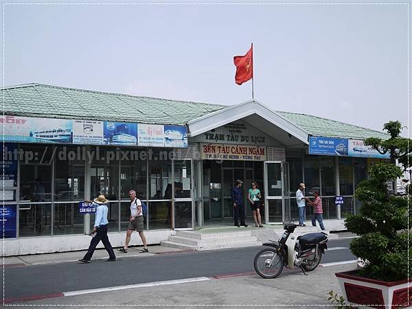 P1050568 (Large).JPG