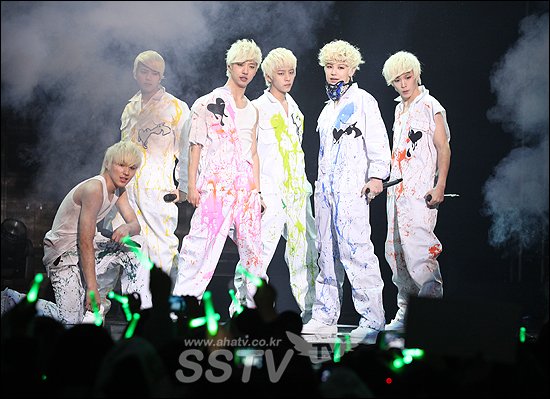 B.A.P - 出道 SHOWCASE 新聞圖 總帖 3.jpg