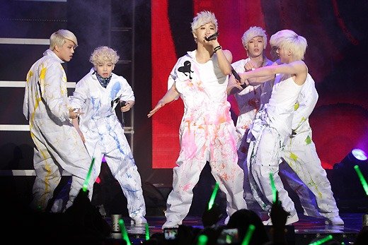 B.A.P - 出道 SHOWCASE 新聞圖 總帖 8.jpg