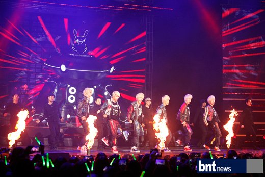 B.A.P - 出道 SHOWCASE 新聞圖 總帖 47.jpg