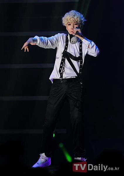 B.A.P - 出道 SHOWCASE 新聞圖 總帖 81.jpg