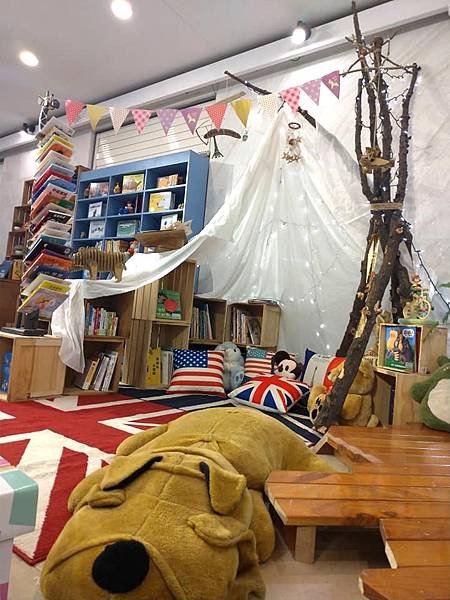 110.04.07讀立成長書展6.jpg