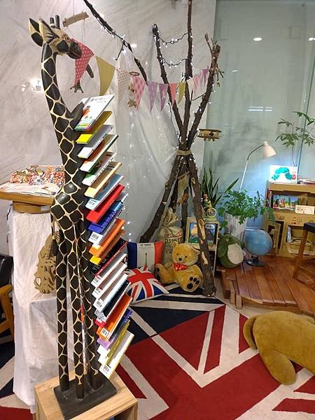110.04.07讀立成長書展5.jpg